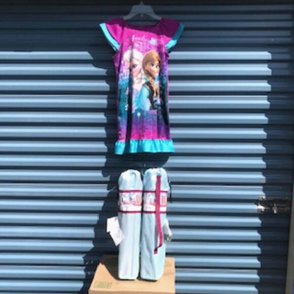 Frozen II - Anna & Elsa . {2} New Camping Chairs & Pre-Owned {4-12} Girls Dress - Picture 1 of 10